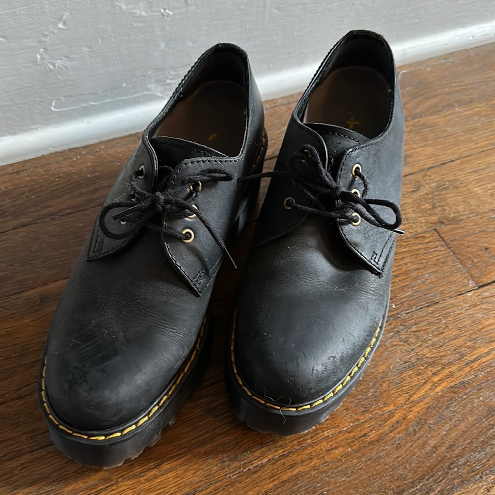 Shriver Low Dr Martens Platform Oxford Shoes